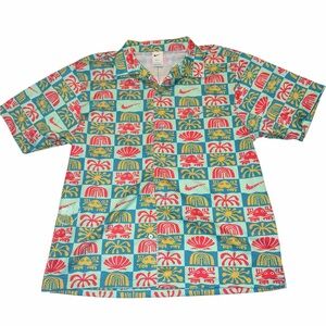 Nike Hawaiian men’s L button up shirt NWT